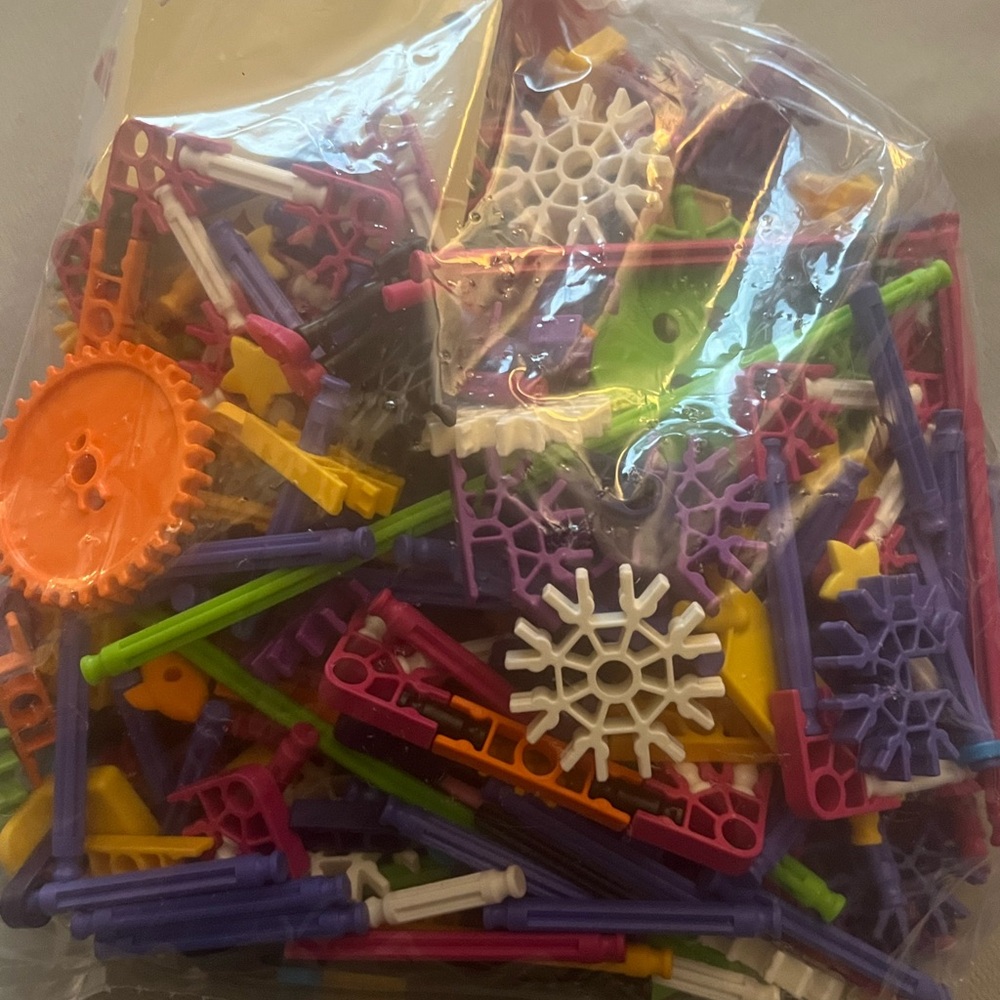 Vintage 1996 Knex bundle bag lot Y2K toys building
